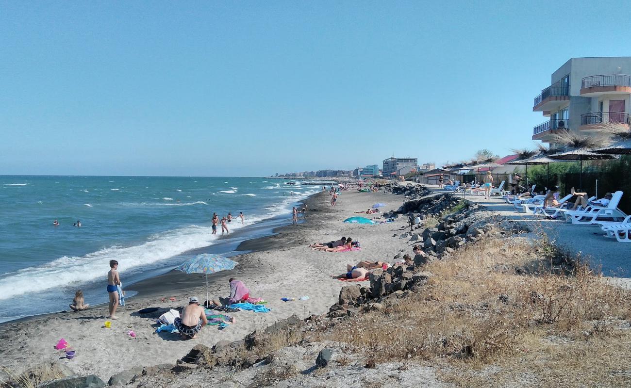 Photo de Anhialo beach avec petits galets gris de surface