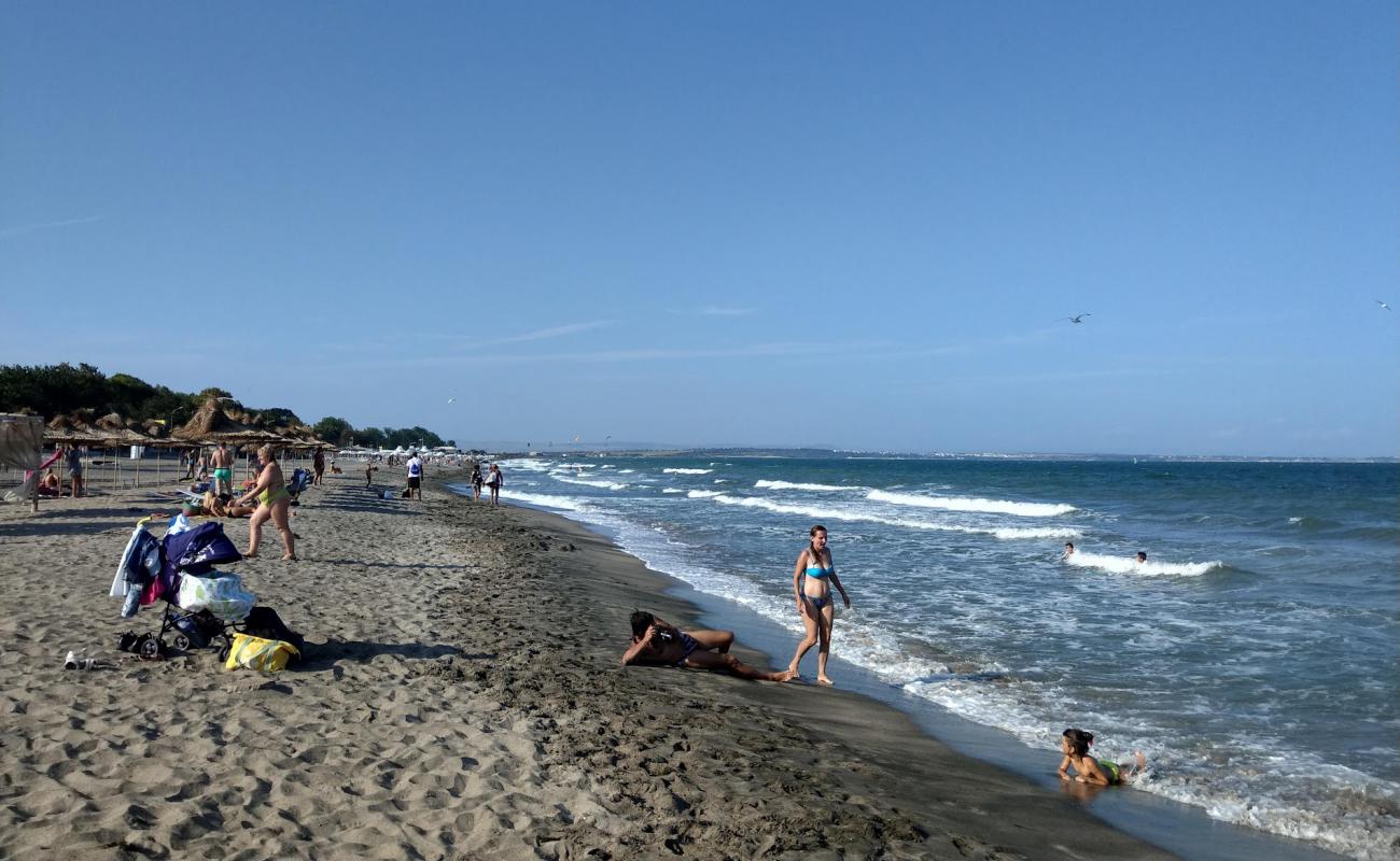 Photo de Burgas Central avec sable lumineux de surface