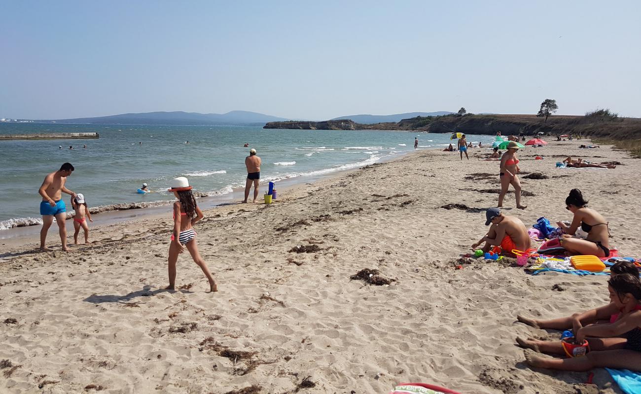 Photo de Nose Foros beach avec sable beige de surface