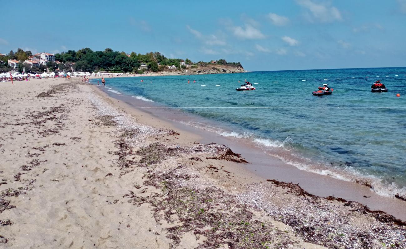 Photo de Oasis beach avec sable fin et lumineux de surface