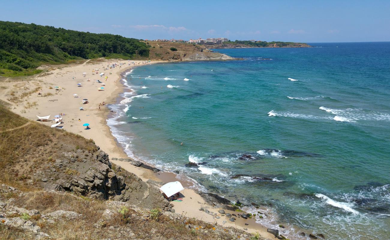 Photo de Lipite beach II avec sable beige de surface