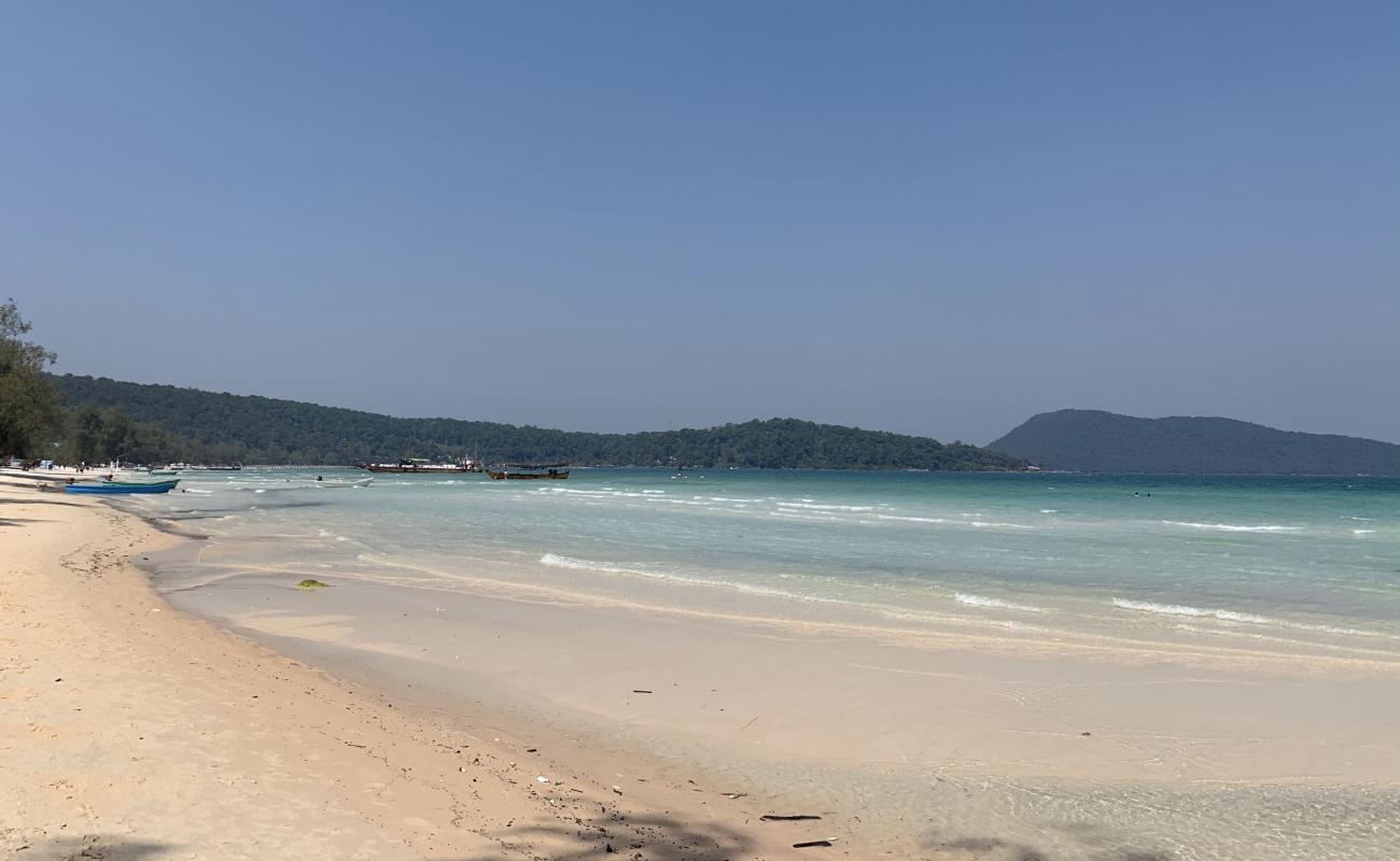 Photo de Koh Rong Samloem Beach avec sable lumineux de surface