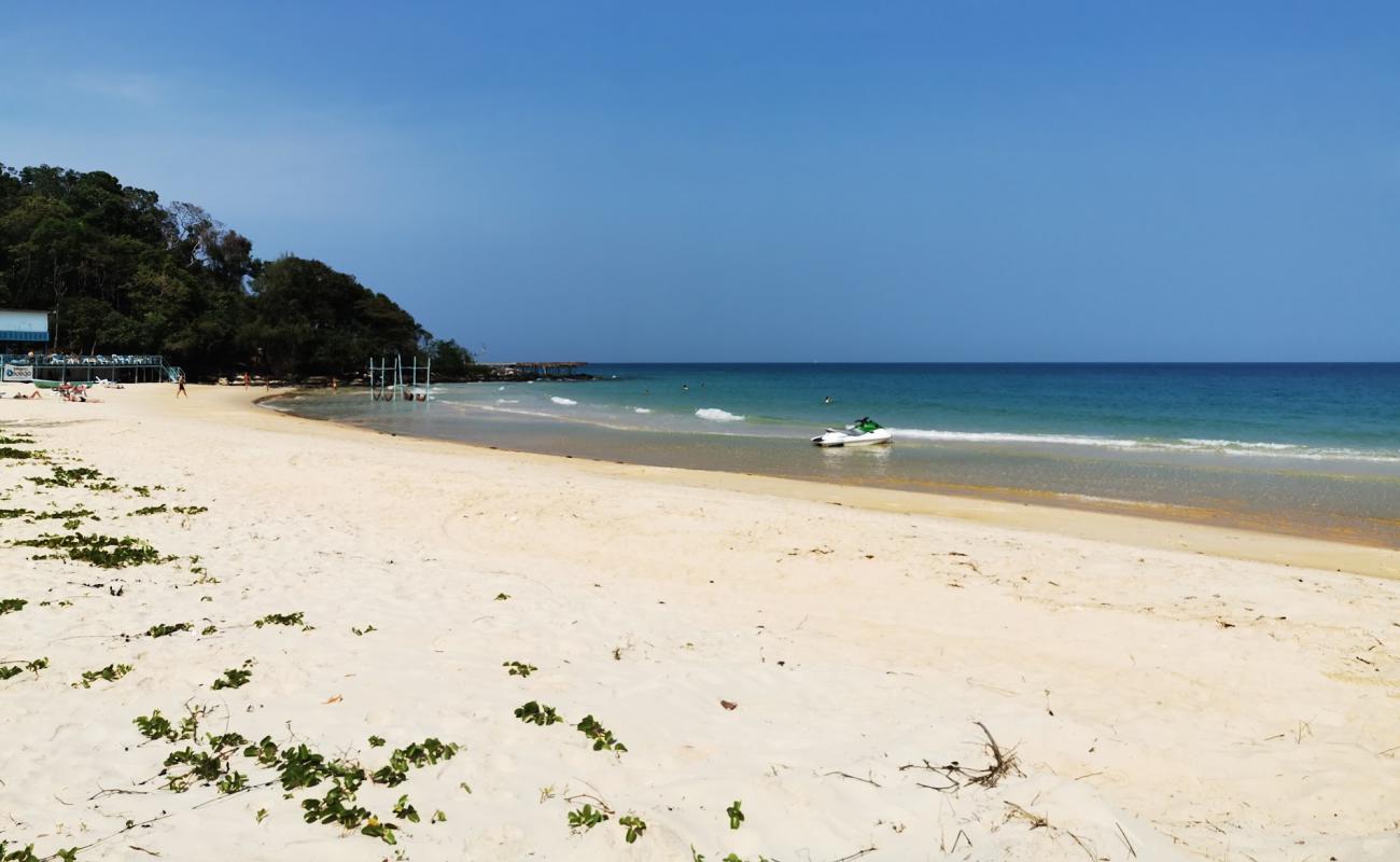 Photo de Sandy Beach avec sable lumineux de surface