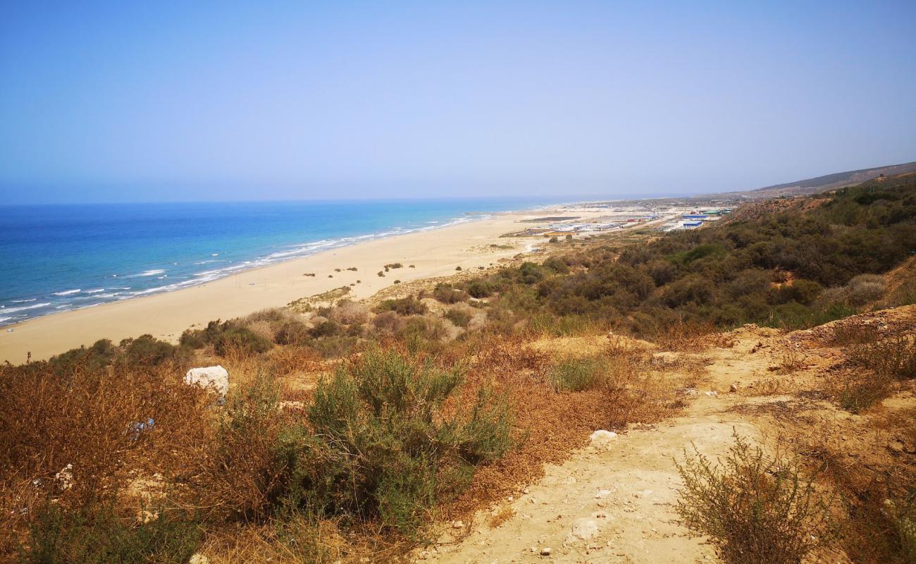 Photo de Sonaktr beach avec sable fin et lumineux de surface