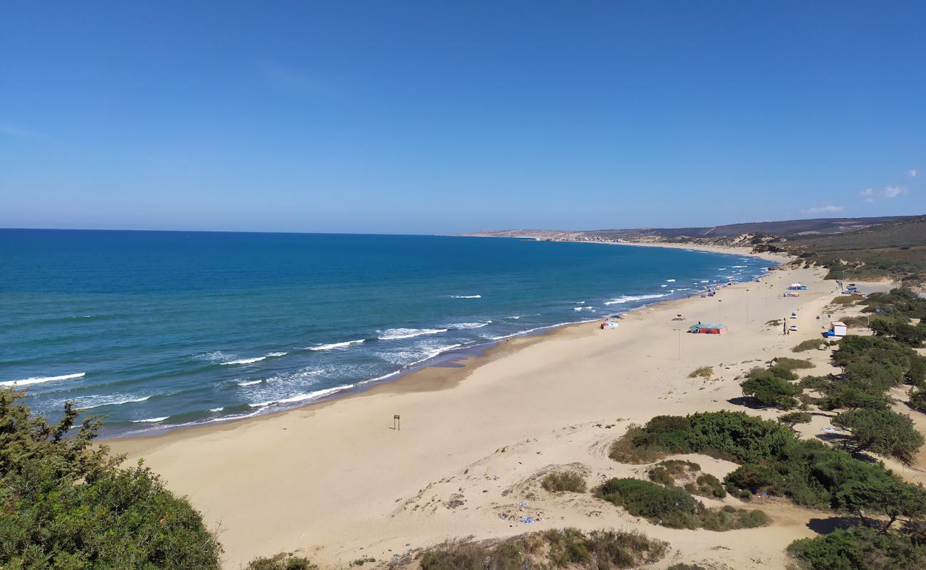 Photo de Plage Clovis avec sable fin et lumineux de surface