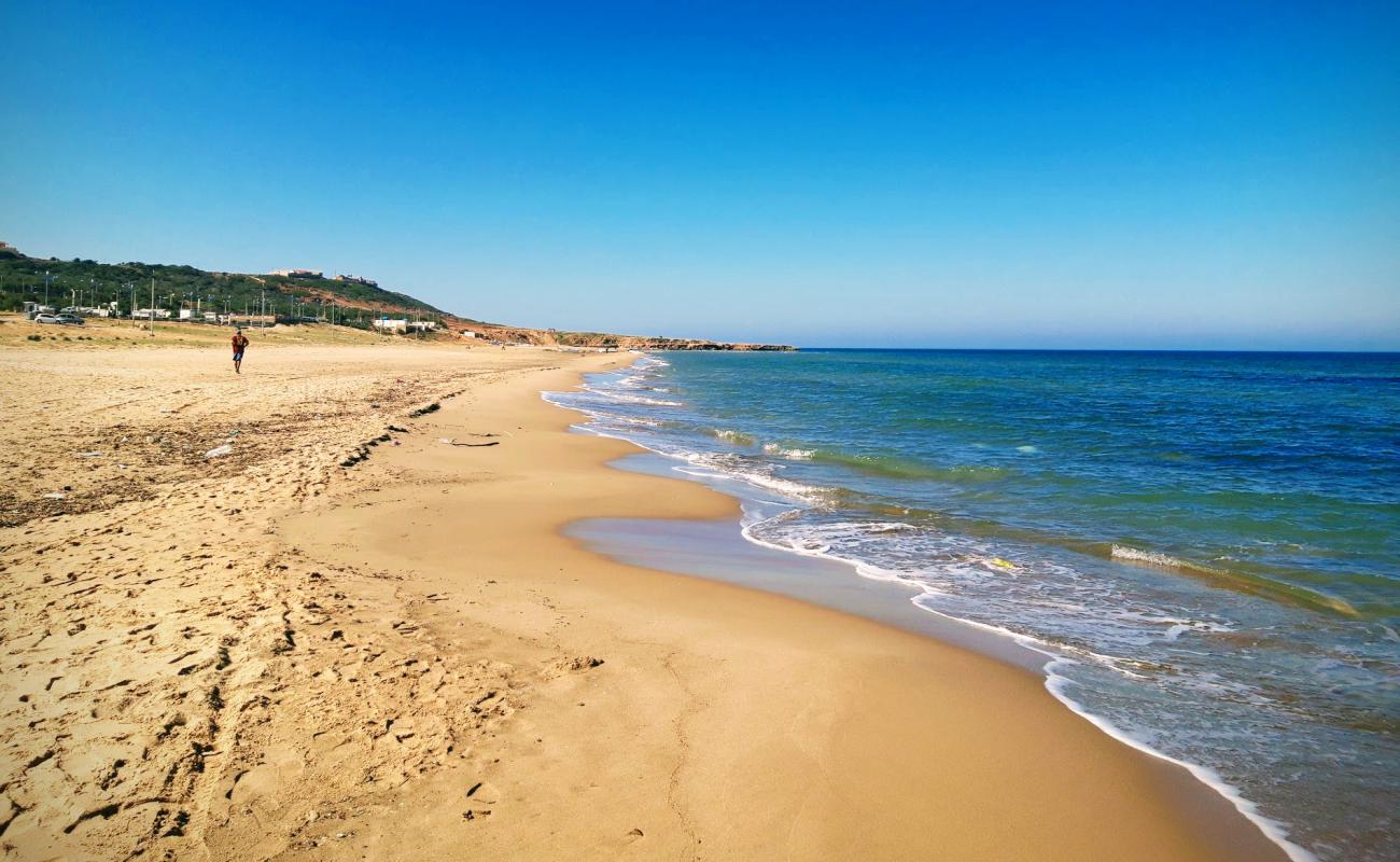 Photo de Ouled Boughalem avec sable fin et lumineux de surface