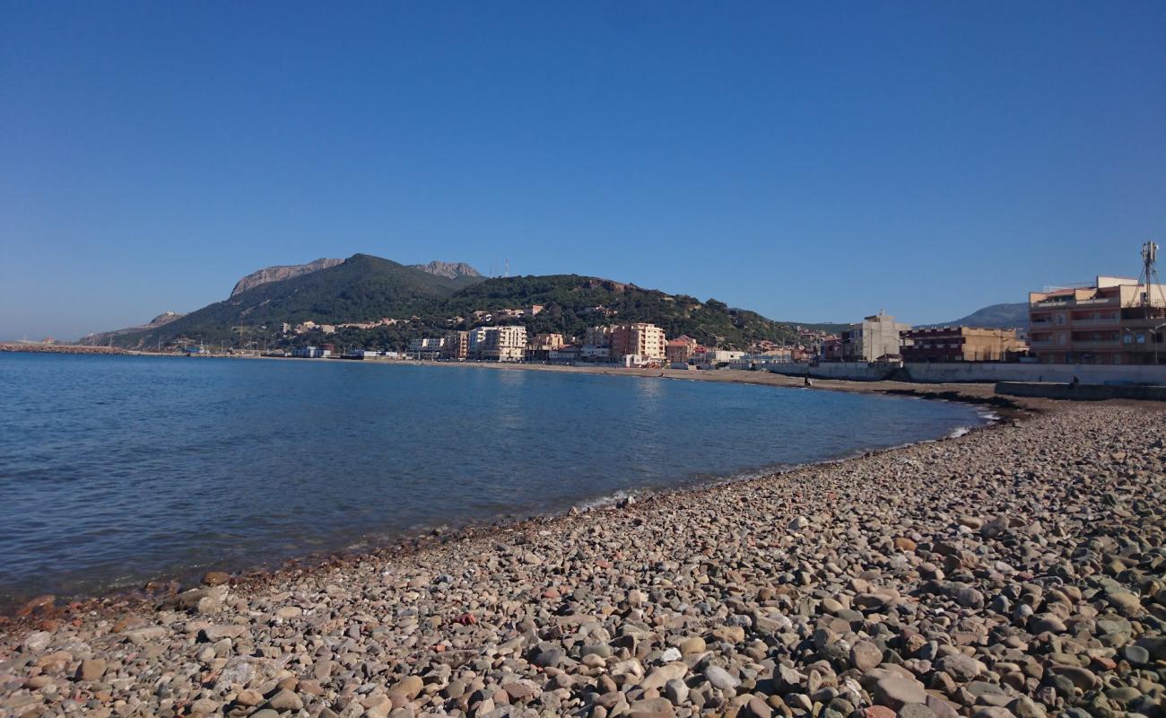 Photo de Guinguette beach avec sable clair avec caillou de surface