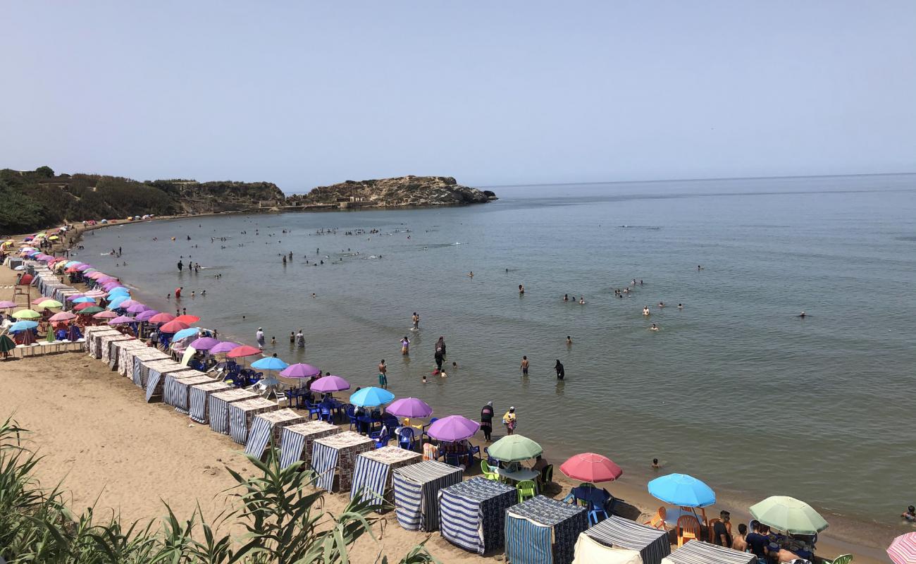 Photo de Plage Tizirine avec sable brun de surface