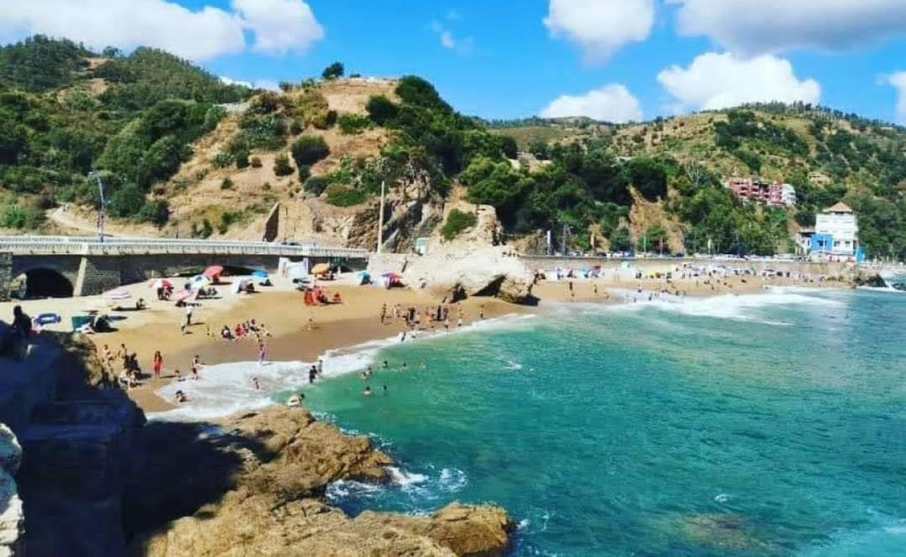 Photo de Plage Militaire avec sable lumineux de surface