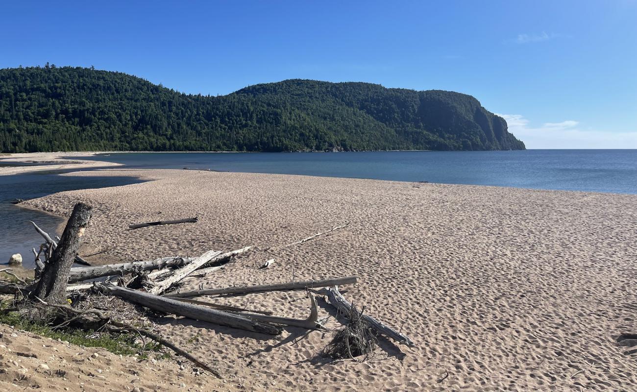 Photo de Old Woman Bay avec sable lumineux de surface