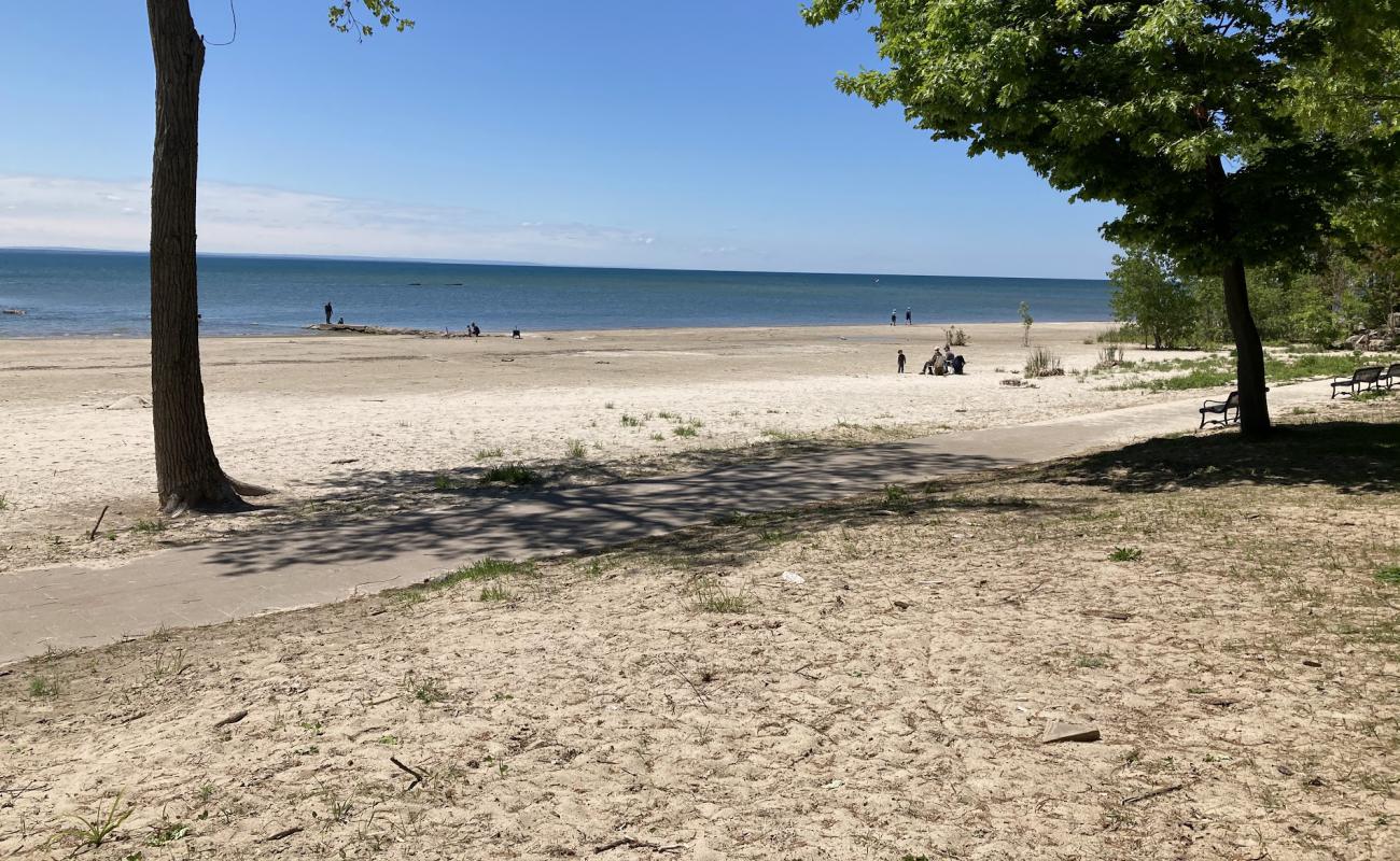 Photo de Waverly Beach avec sable lumineux de surface