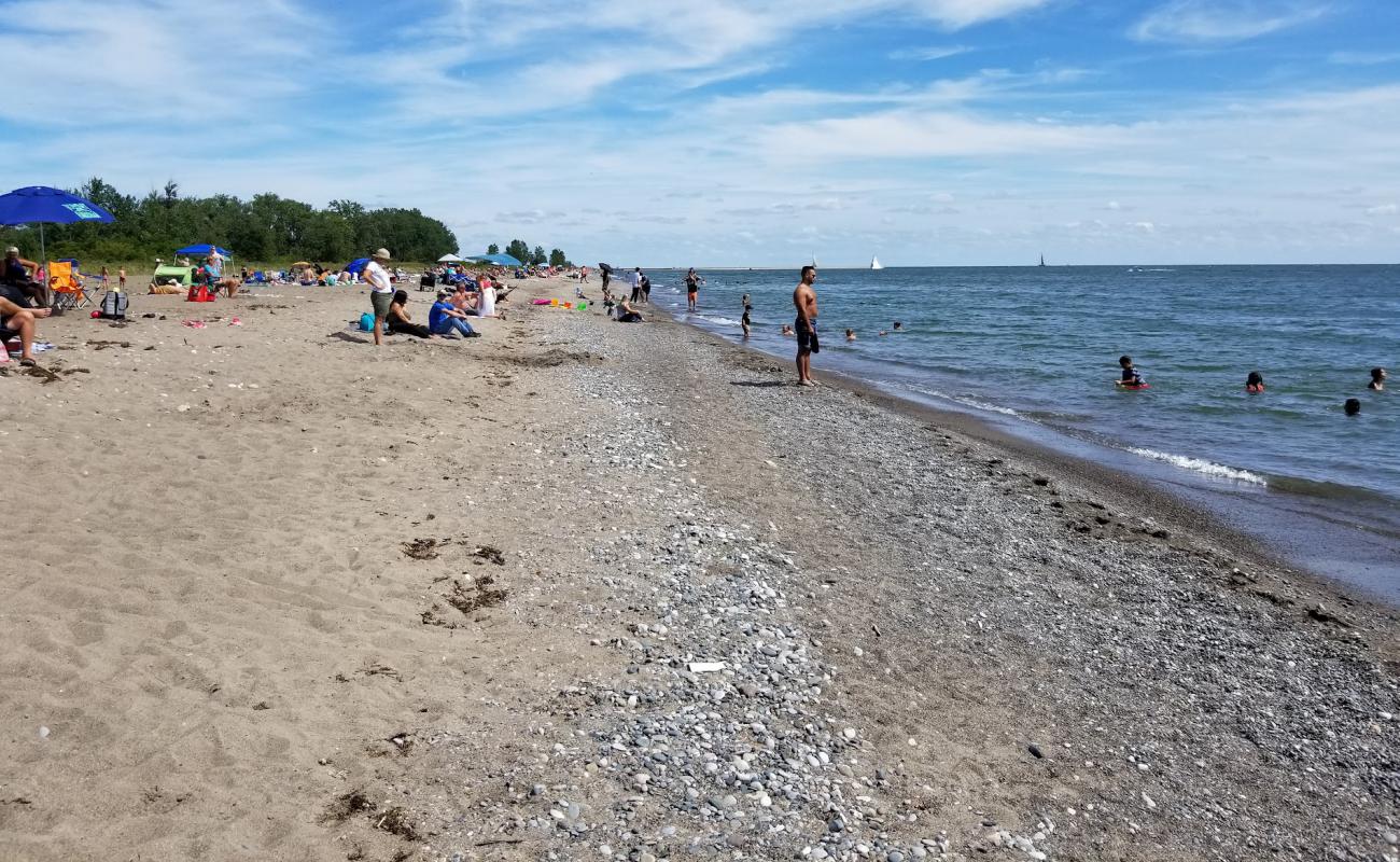 Photo de Erieau Beach avec sable clair avec caillou de surface