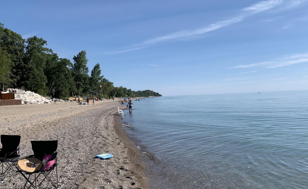 Photo de Port Albert Beach avec sable clair avec caillou de surface