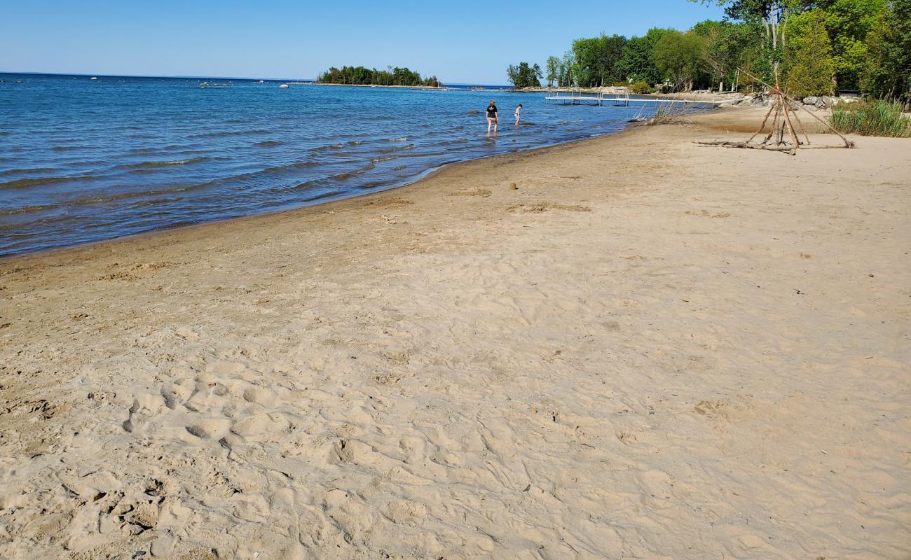 Photo de Christie Beach avec sable lumineux de surface