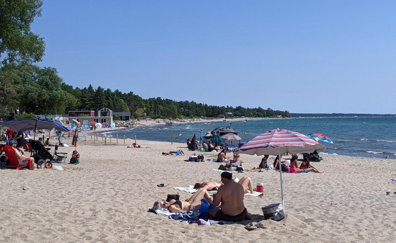 Photo de Balm Beach avec sable lumineux de surface