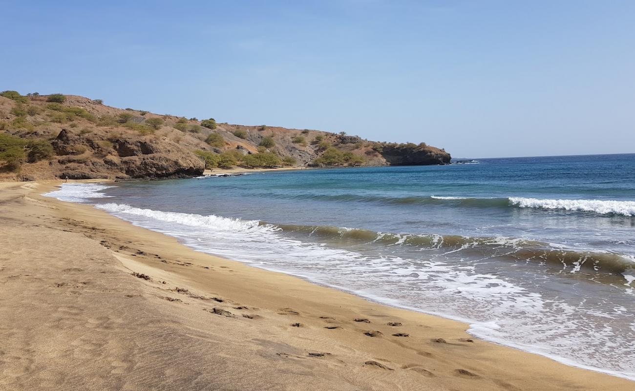 Photo de Praia de Sao Francisco avec sable lumineux de surface