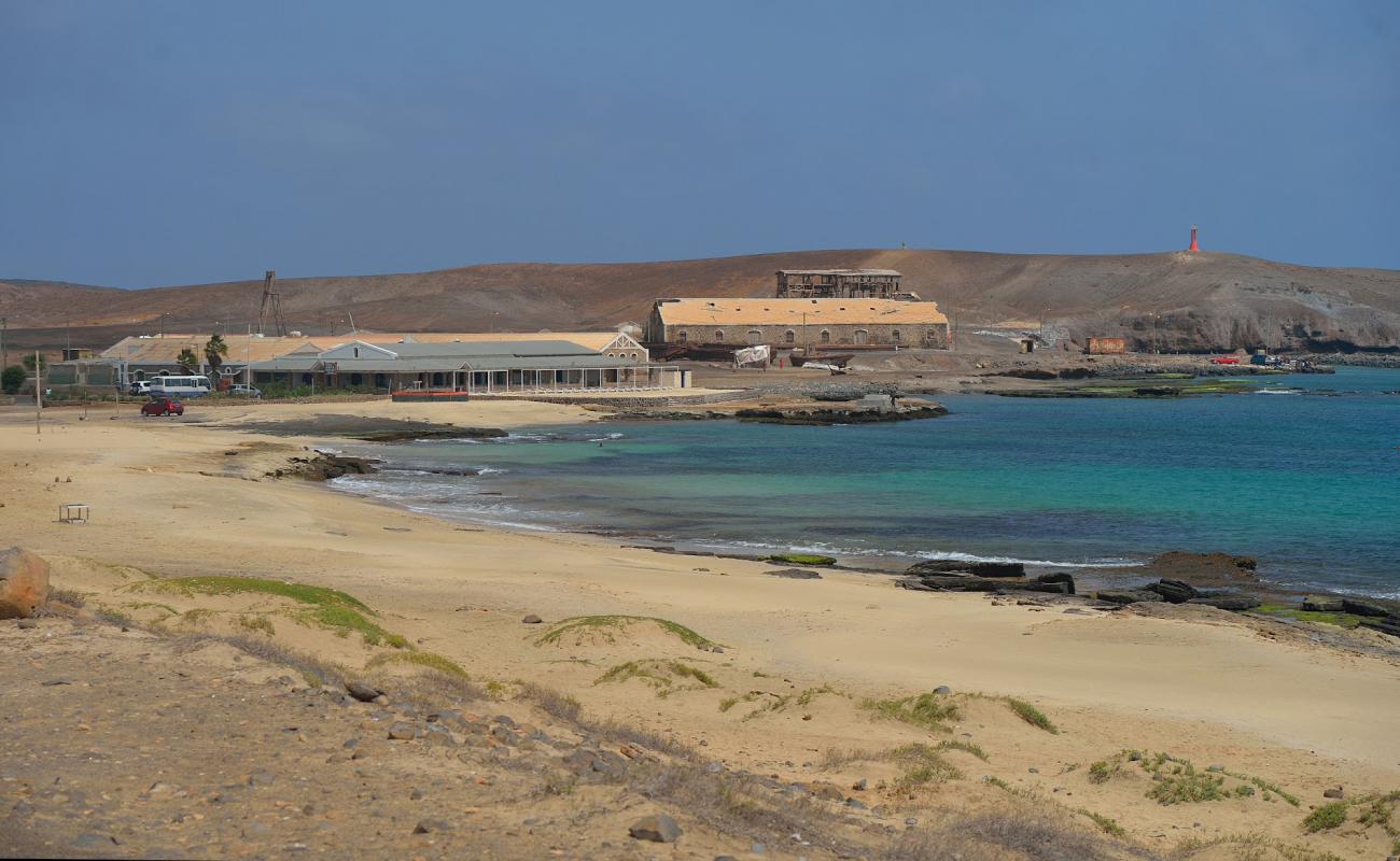 Photo de Pedra Lume Beach avec sable beige de surface