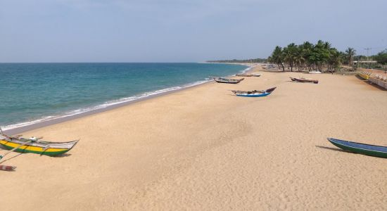 Maruthamunai Beach