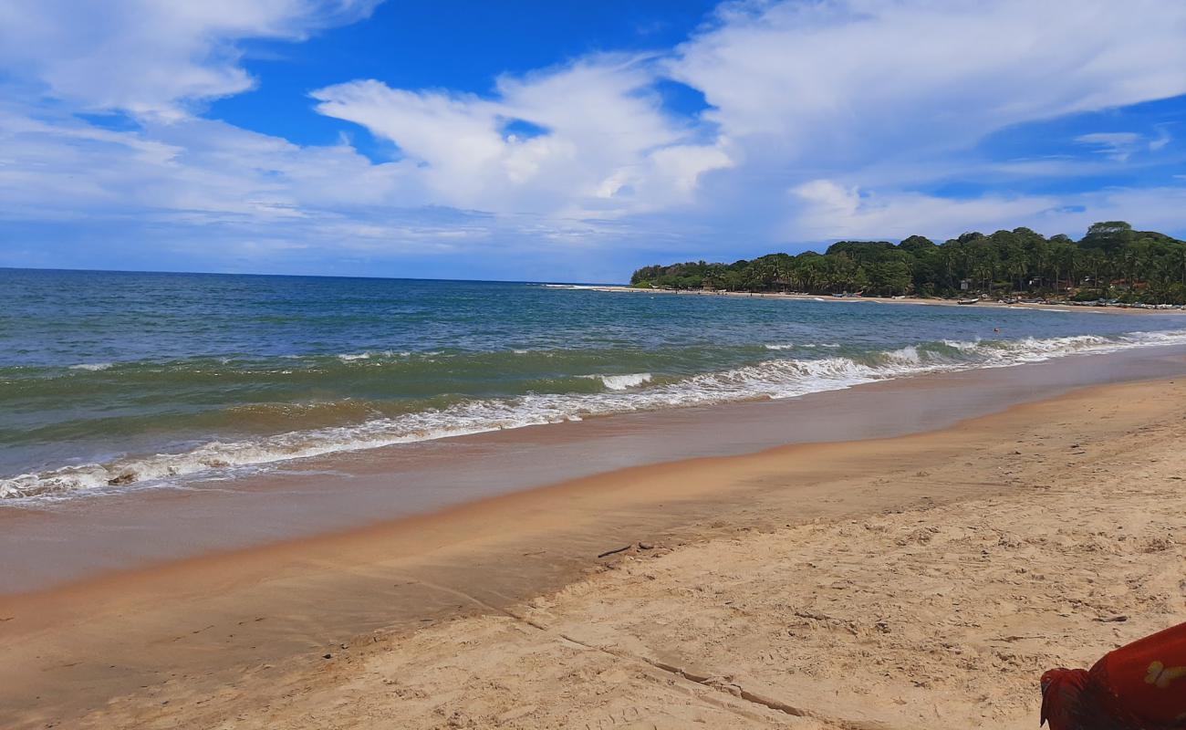 Photo de Pottuvil Beach avec sable beige de surface