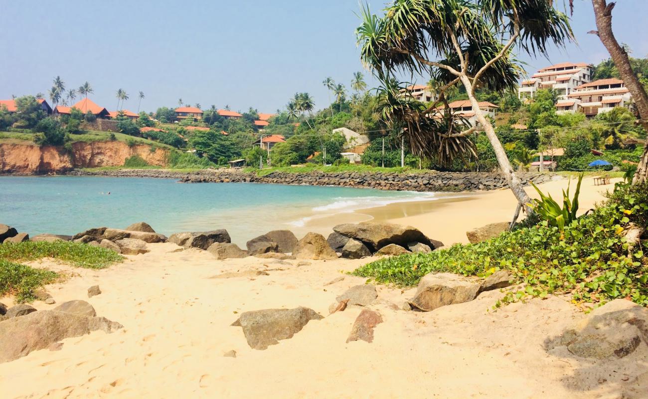 Photo de Jungle Beach avec sable lumineux de surface