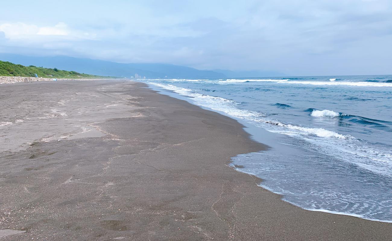 Photo de Guishan Island Beach avec sable gris de surface