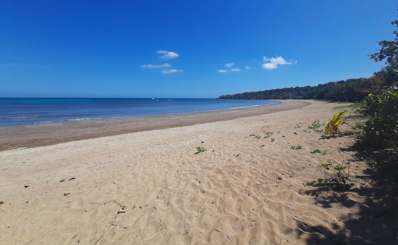 Photo de Mtsanga Foumbouni Beach avec sable beige de surface