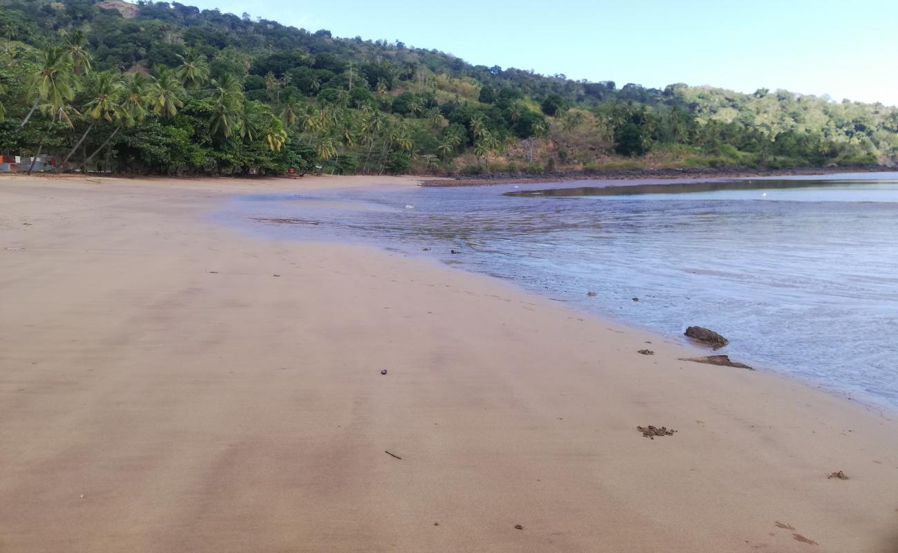 Photo de Foumbouni Beach avec sable fin marron de surface