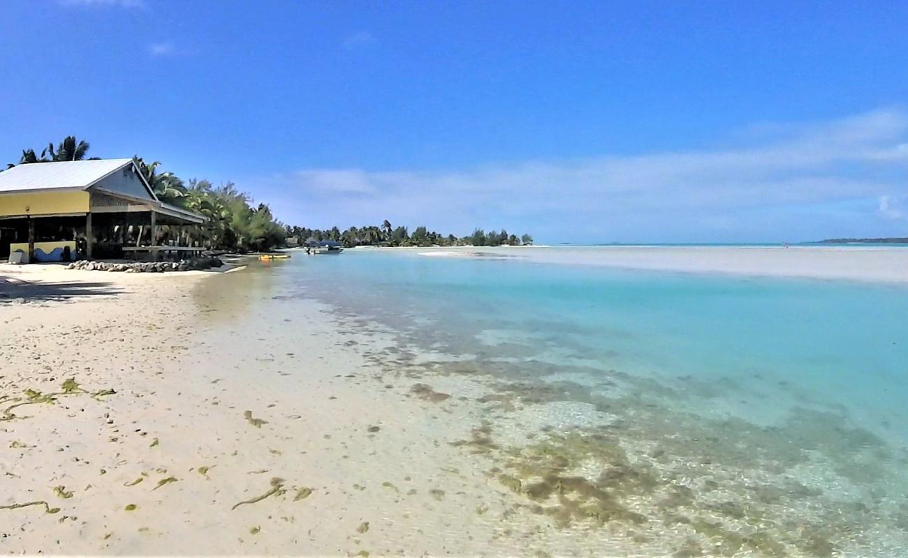 Photo de Ootu Beach avec sable blanc avec caillou de surface