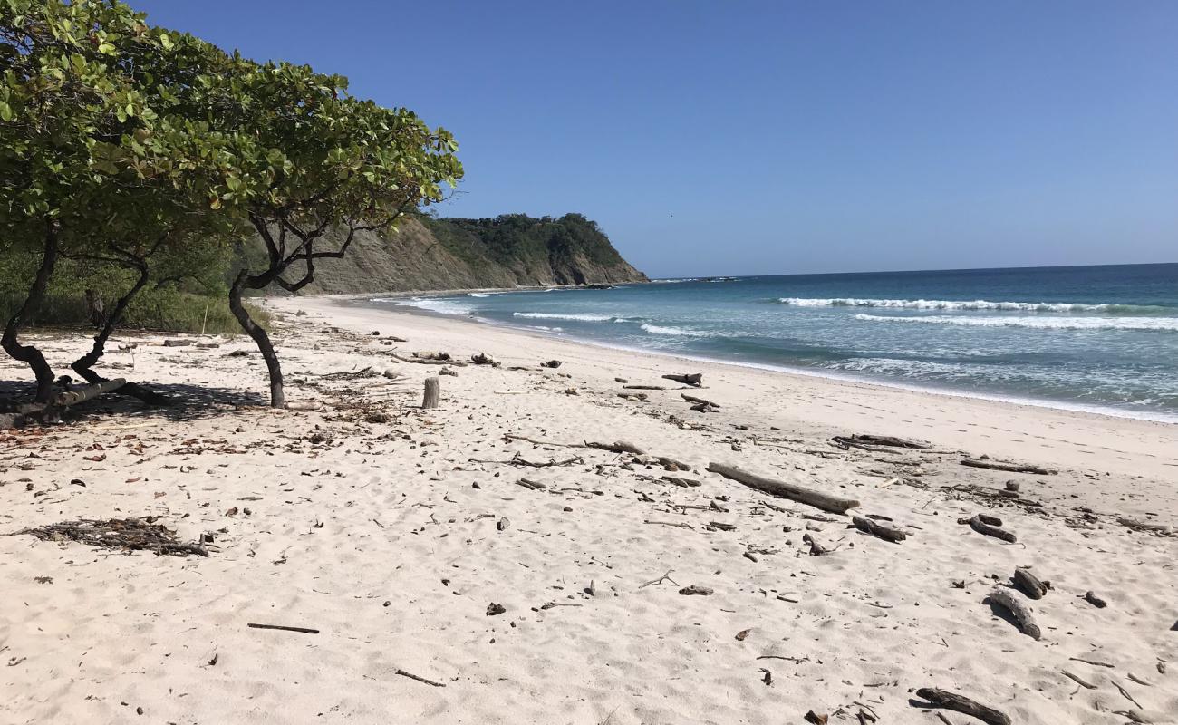 Photo de Playa Barrigona avec sable lumineux de surface