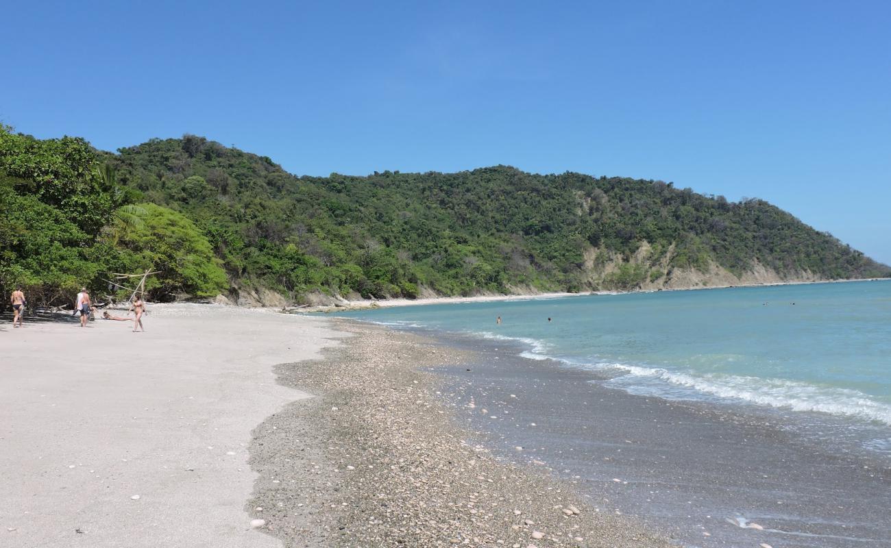 Photo de Cabo Blanco Beach avec sable beige & galets de surface