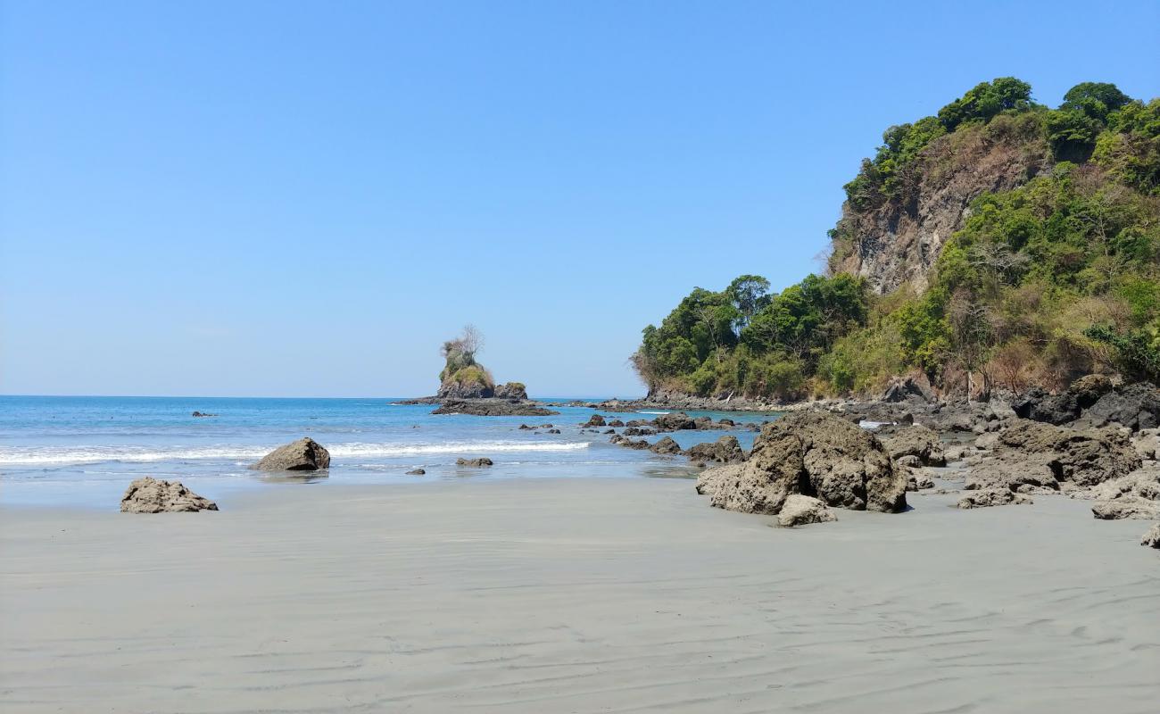Photo de Playa La Macha avec sable gris de surface