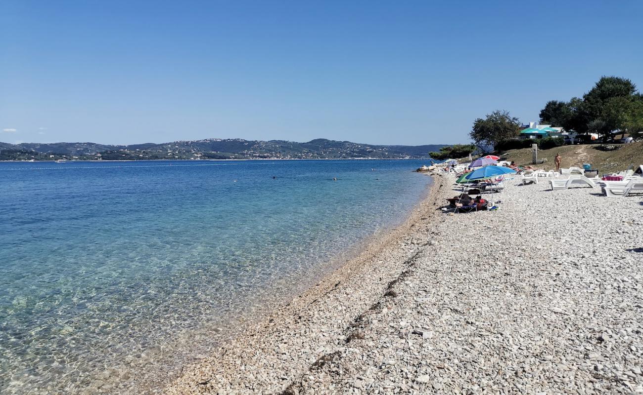 Photo de Kanegra beach III avec caillou clair de surface