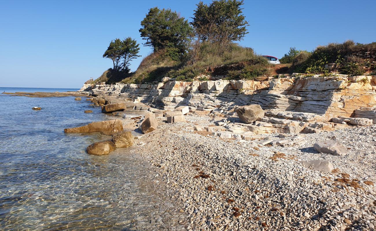Photo de Plaza Scunac avec galets beige de surface