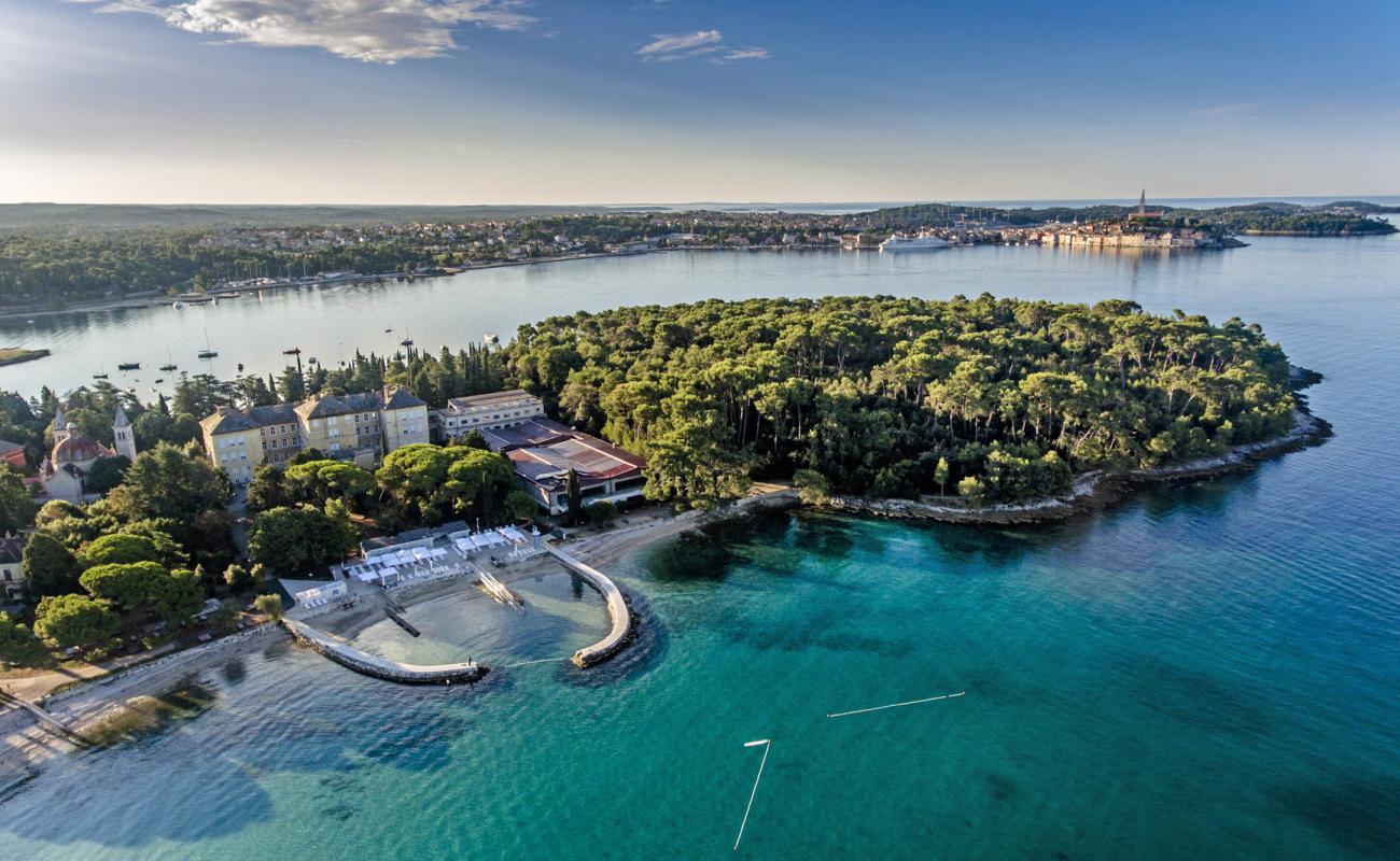 Photo de beach Rovinj avec #50 de surface