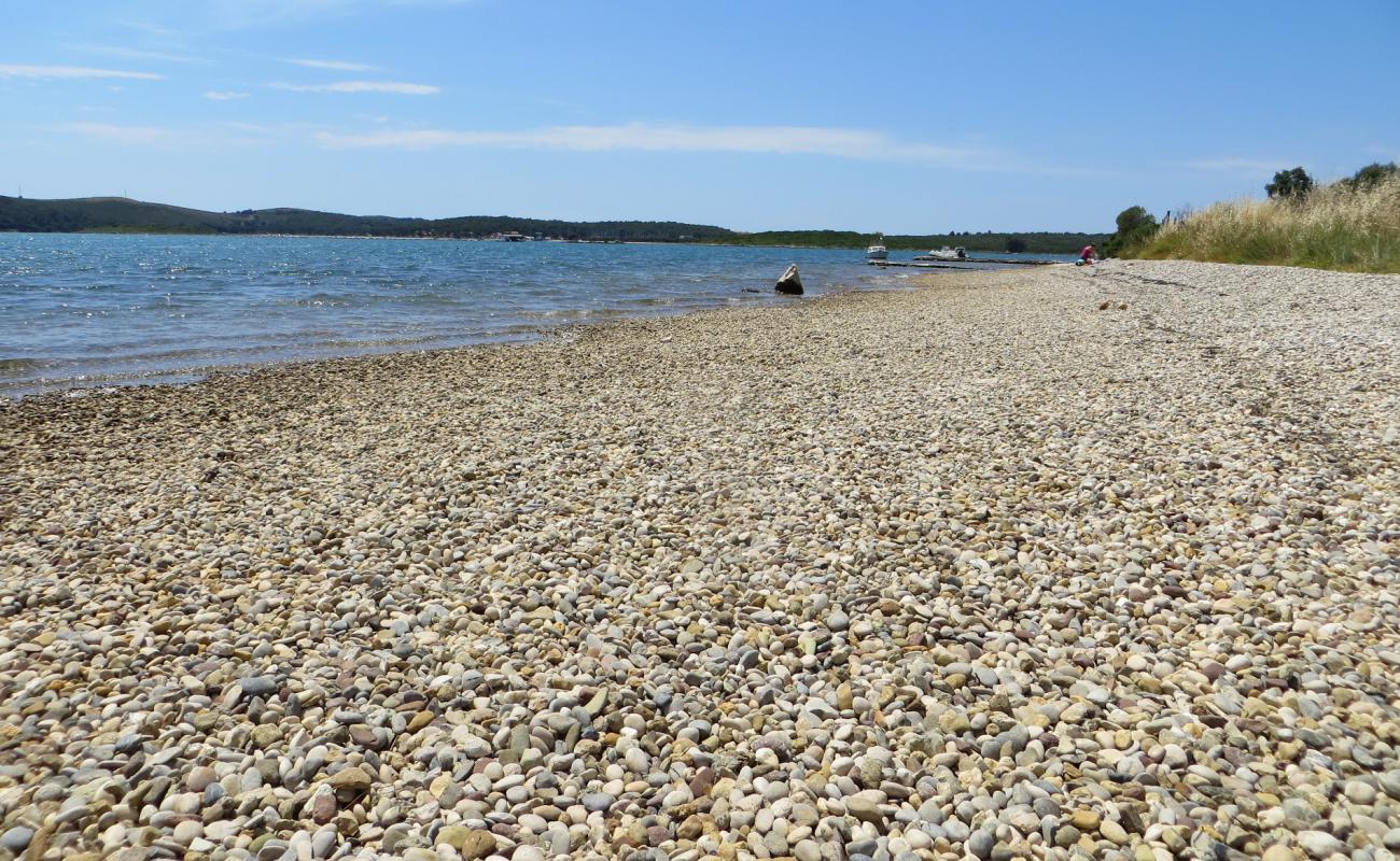 Photo de Mukalba beach avec caillou fin clair de surface