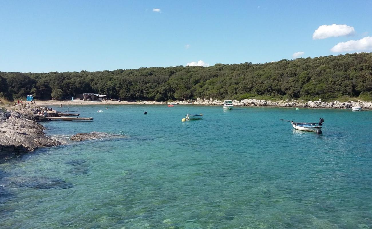 Photo de Kale beach avec sable gris & galets de surface
