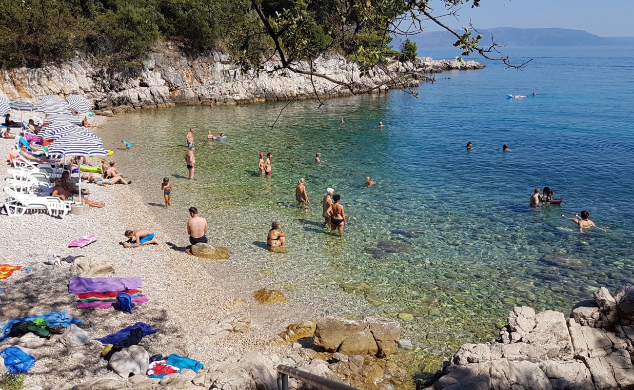 Photo de Prizinja beach avec caillou clair de surface