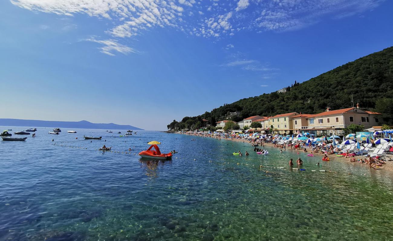 Photo de Plage de Moscenicka avec galets beige de surface