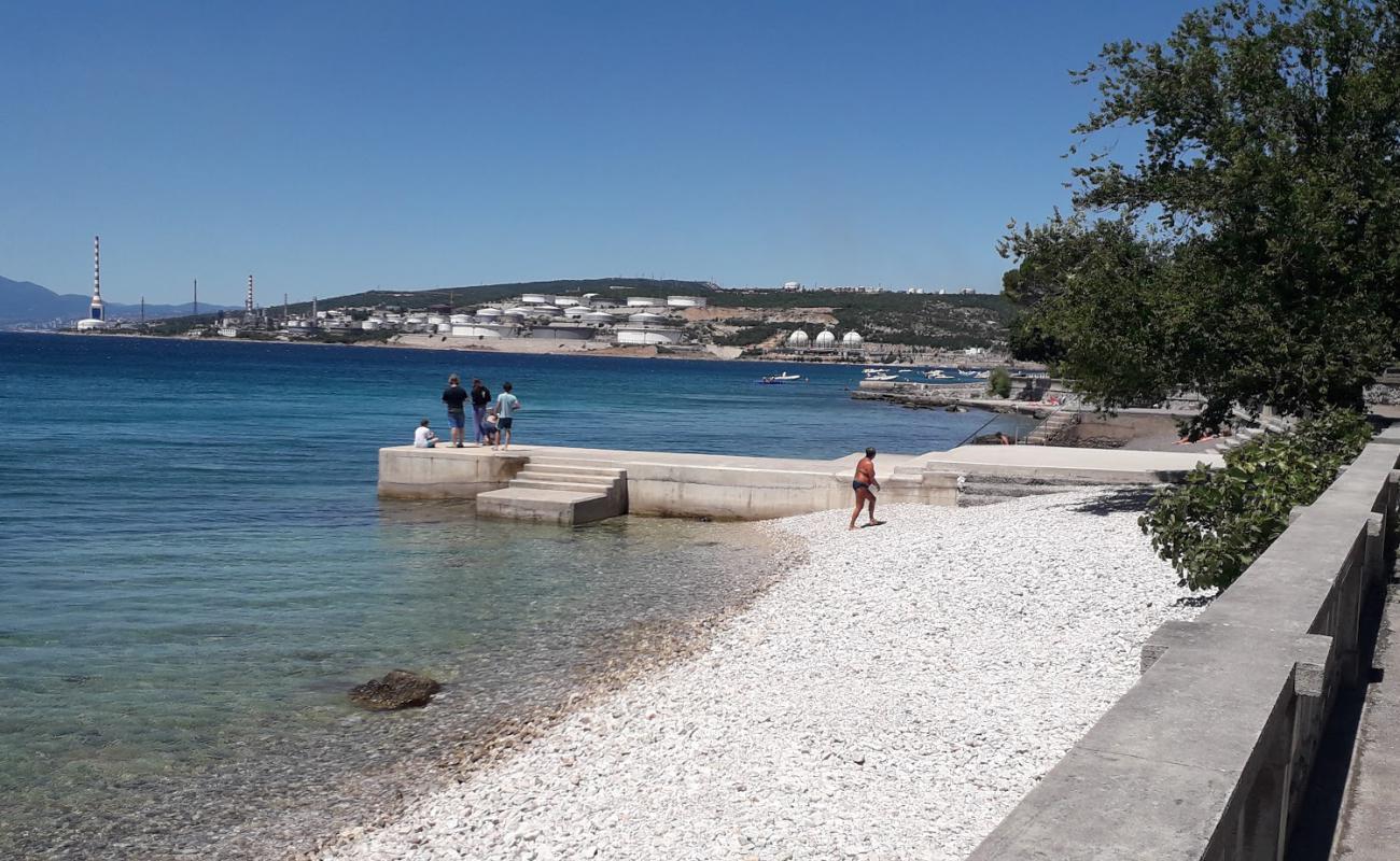 Photo de Ostro beach avec roches de surface