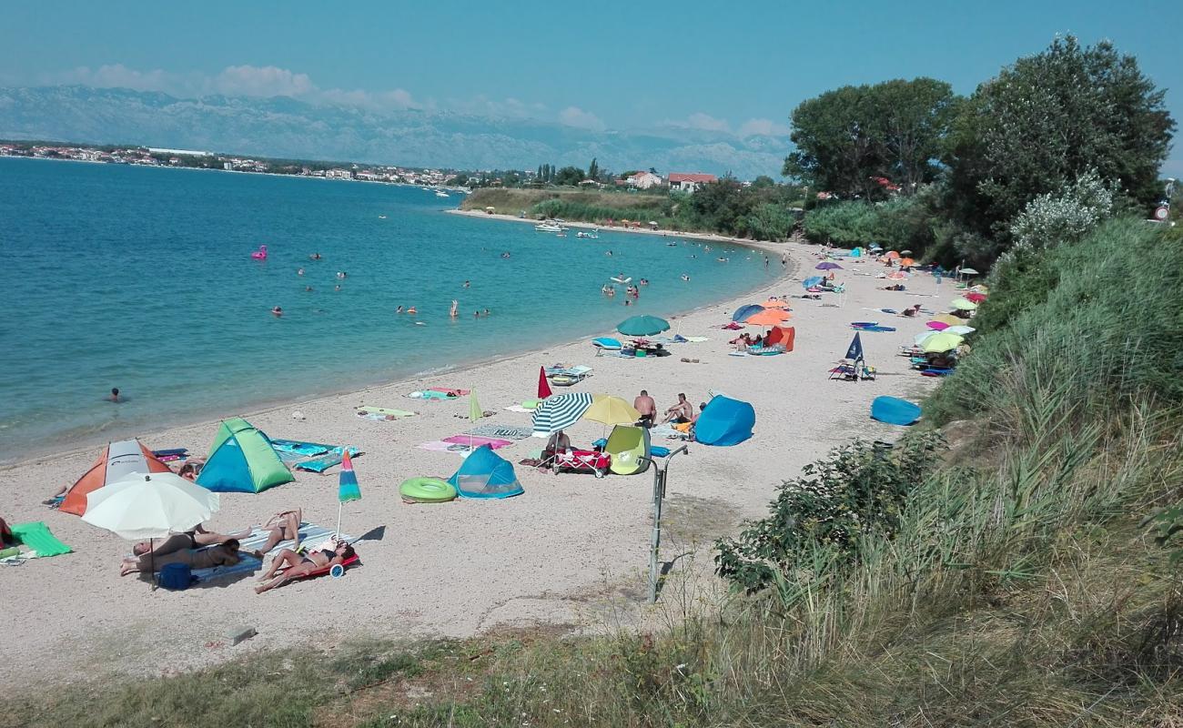 Photo de Plaza Prodorica avec caillou fin clair de surface