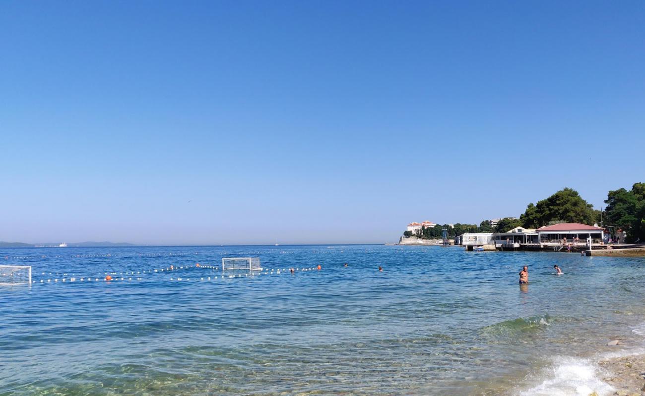 Photo de Plage de Kolovare avec caillou clair de surface