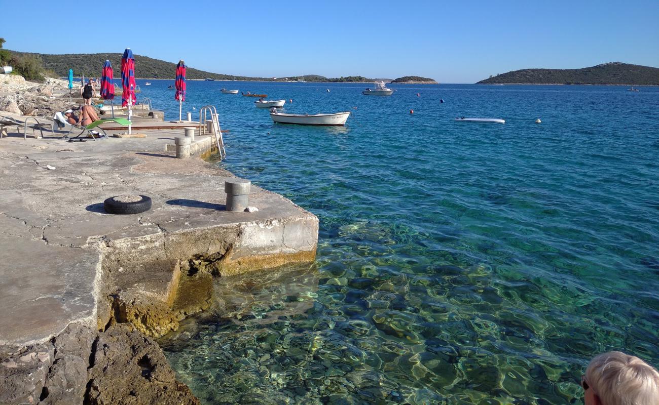 Photo de Alina beach avec caillou clair de surface