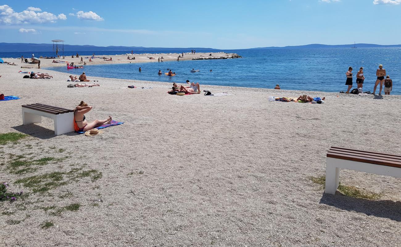 Photo de Trstenik beach avec caillou fin clair de surface