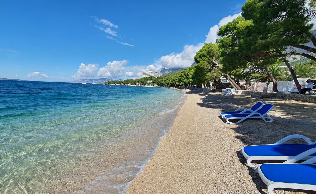 Photo de Plage de Gradska avec galets beige de surface