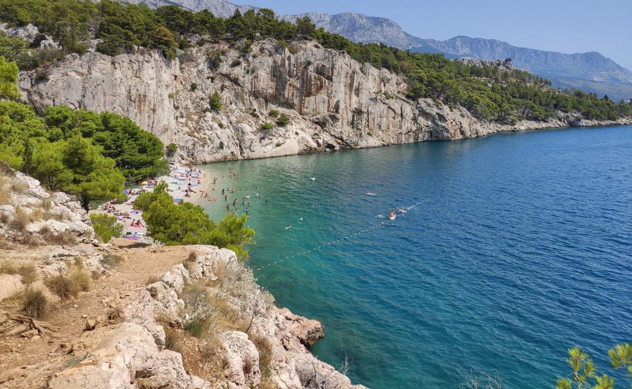 Photo de Plage de Nugal avec caillou clair de surface