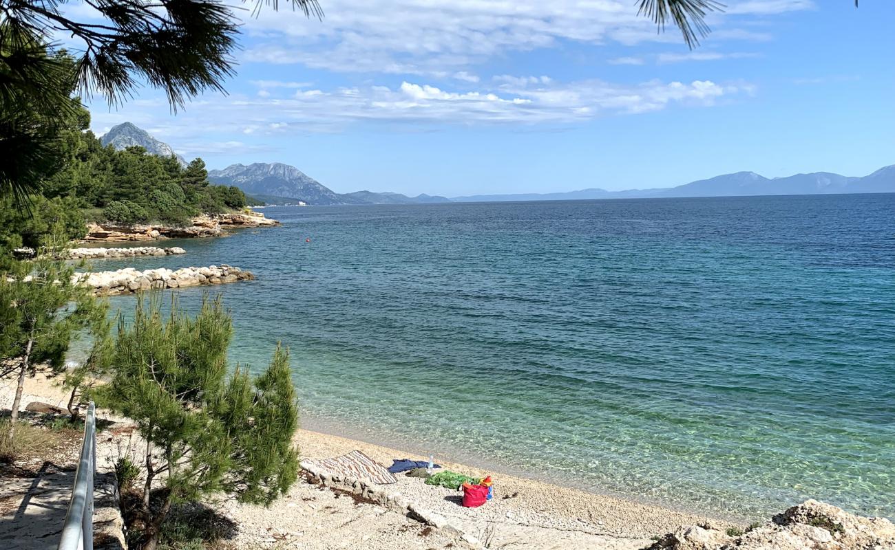 Photo de Male Ciste beach avec caillou fin clair de surface