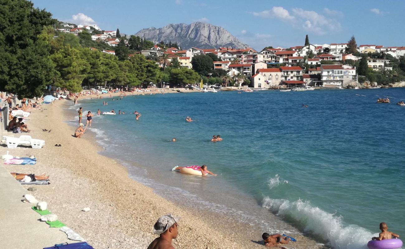 Photo de Plaza Podaca avec caillou fin clair de surface