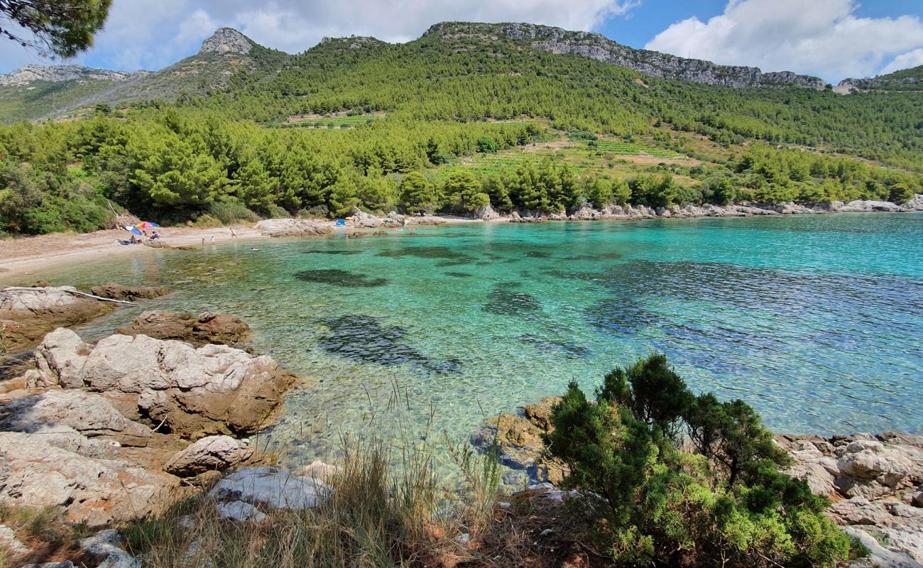 Photo de Zaglavak beach avec caillou clair de surface