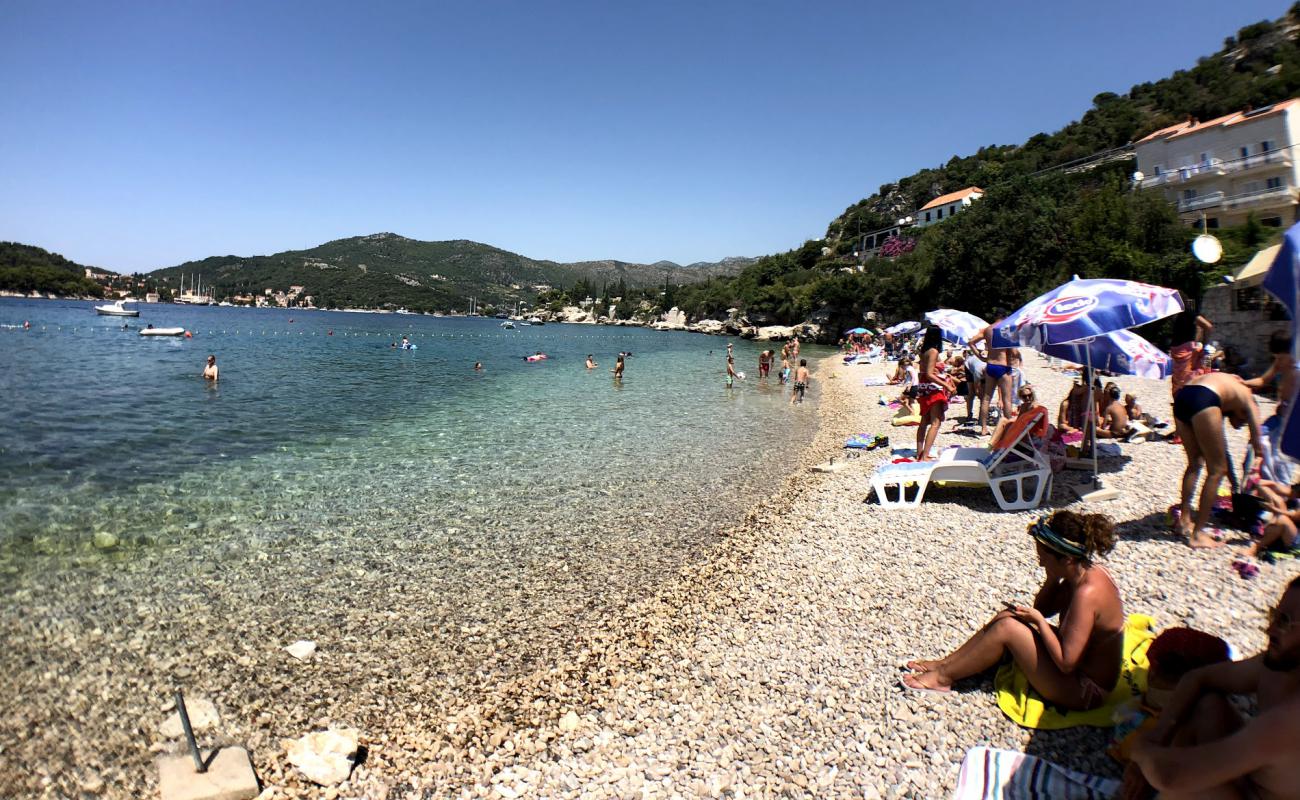 Photo de Stikovica beach avec caillou clair de surface