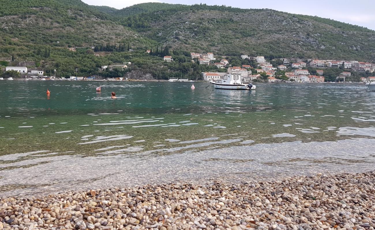 Photo de Rijeka beach avec caillou clair de surface